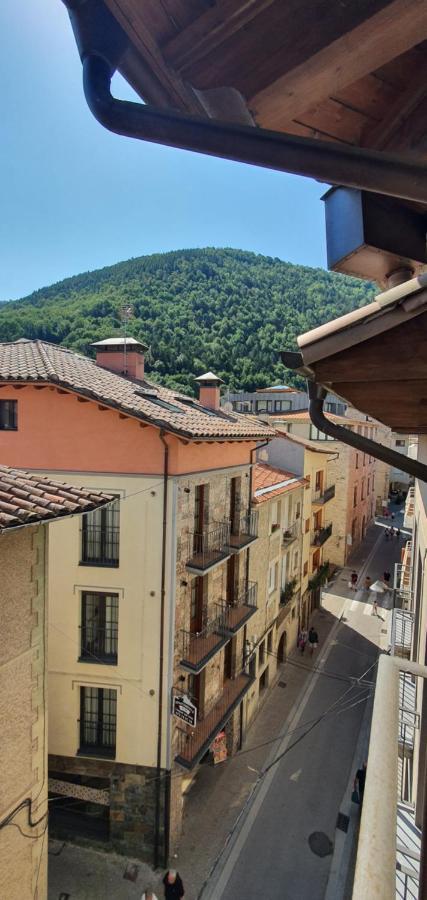 Cal Tranquil Camprodon, Acollidor Atic Al Centre Apartment Bagian luar foto